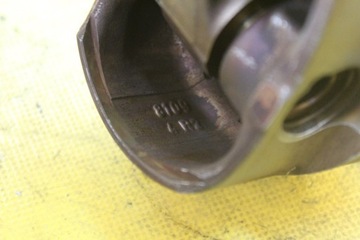 ШАТУН ПОРШНЯ VW PASSAT B5 1.8 B APT 027B