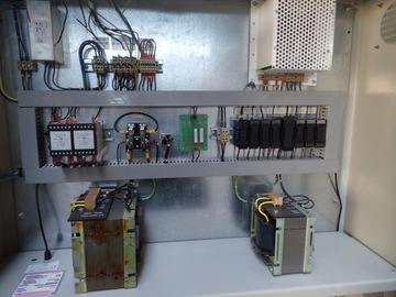 Электрический шкаф с выходом 24 В