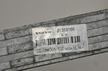 CHLADIČ INTERCOOLER VOLVO V40 XC40 31319168