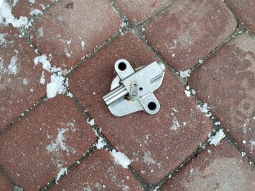 NAPÍNÁK ŘETĚZ 1.4T B14XFT B14XFL LE2 ASTRA K V