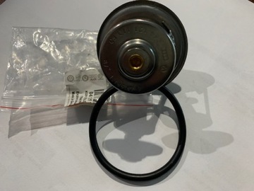 TERMOSTAT AUDI A6 C4 C5 044121113 ORGINAŁ
