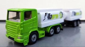 SIKU 1690 Автоцистерна + прицеп