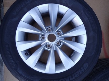 DW KAROQ ALU RÁFKY Z PNEUMATIKA HANKOOK 215/60R16