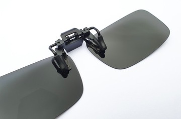 Желтые чехлы на очки для ночного вождения.