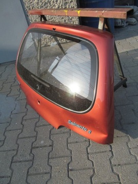 FIAT SEICENTO 98-10 СТЕКЛО КРЫШКИ БАГАЖНИКА C402