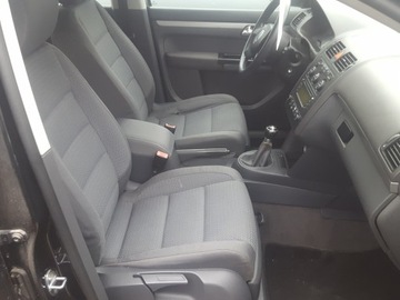 SEDADLA PŘEDNÍ ZADNÍ BOKY VW TOURAN