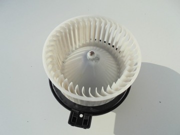 MAZDA 6 III 12- ВЕНТИЛЯТОР ОТОПИТЕЛЯ 872700-0701