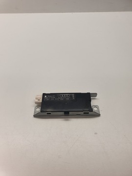 WZMACNIACZ ANTENOWY AUDI A4 B8 A5 Q5 8K9035225