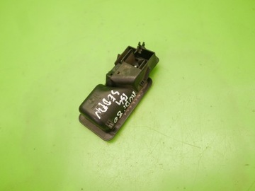 РУЧКА ВНУТРЕННЯЯ ПЕРЕДНЯЯ ПРАВАЯ AUDI 80 B4 SEDAN 91-