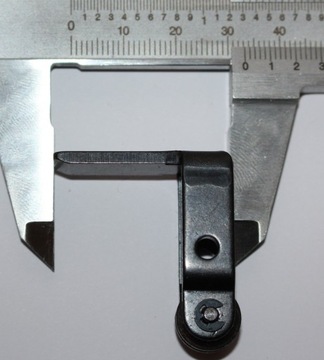 НАПРАВЛЯЮЩИЙ РОЛИК ДЛЯ ЛОББИКА BOSCH GST 60 85 2000 г.