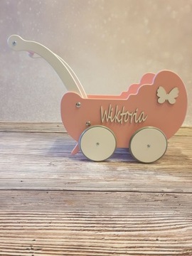 КОЛЯСКА ДЛЯ ДЕРЕВЯННОЙ КУКЛЫ-ХОДУНКИ С ИМЕНЕМ