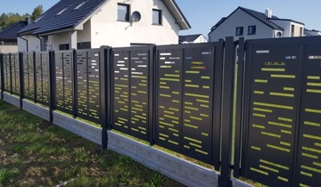 Крашеные перфорированные панели для забора 2х1,25 м