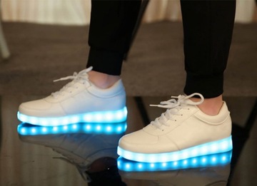 СВЕТОДИОДНАЯ ОБУВЬ С ПОДСВЕТКОЙ, БЕЛАЯ ЗАЛИПКА