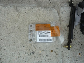 Primera P12 01-07 konsola deska poduszki pasy