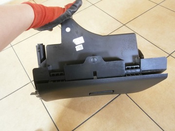 ПЕРЧАТКА ПАССАЖИРСКАЯ 39046539 OPEL ASTR K 2016