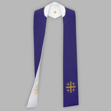 Широкий палантин с двусторонней вышивкой.