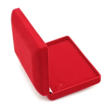 Шкатулка для колье, цепочки, кулона