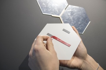 СОВРЕМЕННЫЙ! Зеркало декоративное HEXAGON, наклеенное.