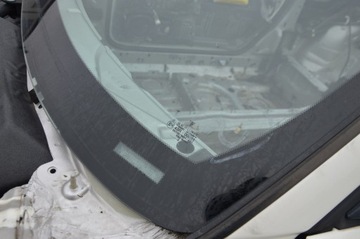 PORSCHE CARRERA 911 996 SZYBA CZOŁOWA ANTENA