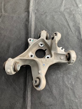 Tesla Model 3 tylna lewa zwrotnica 1044411-00-F