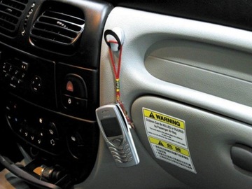 НАБОР ИЗ 2 АВТОМОБИЛЬНЫХ КРЮЧКОВ КРЮЧОК ДЛЯ ШЛЯП АРОМАТИРОВАННЫЙ КУЛОН 3М