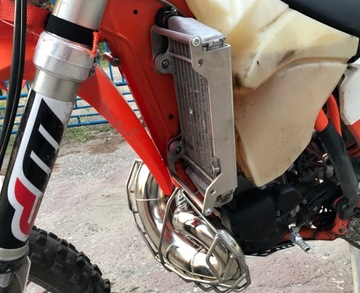 Усилители радиатора Крышки KTM HSQ Husaberg 08-16