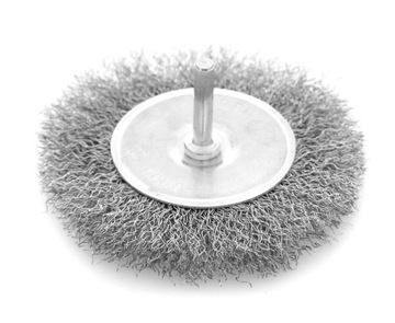 ПРОВОЛОЧНАЯ ДИСКОВАЯ ЩЕТКА ЛАТУННЫЙ ХВОСТОВИК 100ММ