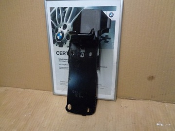 BMW E90 MOCOWANIE UCHWYT CHŁODNICY LEWE 7117811