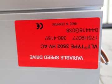 Инвертор DANFOSS VLT3502/2 кВА (1,6 кВт)