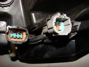 NISSAN X TRAIL T32 FACELIFT FULL LED PŘEDNÍ SVĚTLO PRAVÁ