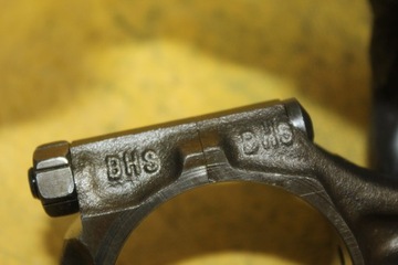 Поршневый поршневой пассат B5 1.6 8V AHL 81L35 058