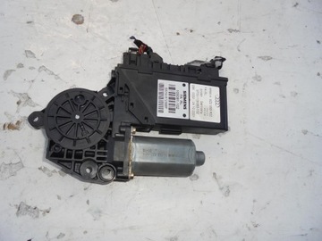 MOTOREK OKNO 8Z2959802 PRAVÝ PŘEDNÍ AUDI A2