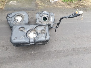 NÁDRŽ PALIVA PORSCHE PANAMERA 4S