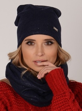 ТЕМНО-СИНЯЯ Шапка с КНОПКОЙ на флисе К4