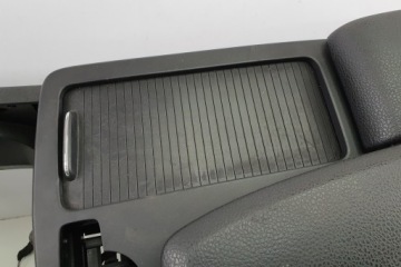 ЦЕНТРАЛЬНЫЙ ТУННЕЛЬНЫЙ ПОДЛОКОТНИК W204 A2046800150 ЕВРО