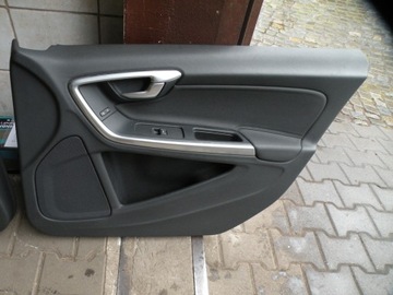 Volvo V60 S60 II Боковые обшивки дверей ЕС
