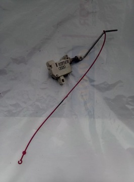 SIŁOWNIK KLAPKI WLEWU PALIWA 8P4862153 AUDI A3
