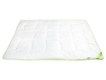 Бамбуковое одеяло + подушка 180х200, антиаллергенное.