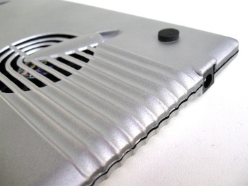 ПОДСТАВКА ДЛЯ ОХЛАЖДЕНИЯ 668 - 3 ВЕНТИЛЯТОРА