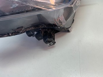TOYOTA RAV4 IV LIFT 15- ПРАВАЯ СВЕТОДИОДНАЯ ФОНАРЬ ЕВРОПА
