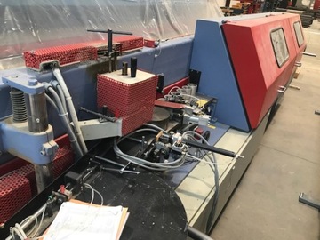 Кромкооблицовочный станок Unicant