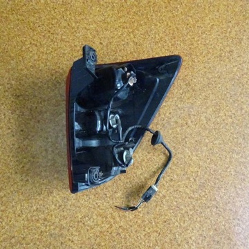 DAIHATSU TERIOS 07R SVĚTLO ZADNÍ LEVÝ KOMPLETNÍ