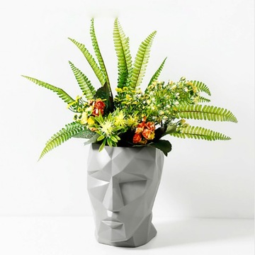 Цветочный горшок, чехол на голову.