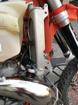 Усилители радиатора Крышки KTM HSQ Husaberg 08-16