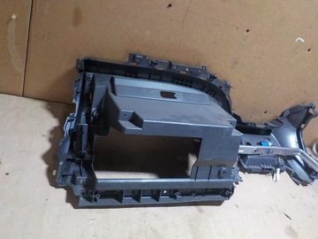 IMPREZA III GH 2.0 DESKA PLAST SKŘÍŇKA PŘIHRÁDKY