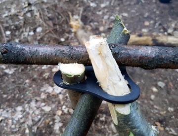 TRÓJNÓG NA OGNISKO KOCIOŁEK GRILL BUSHCRAFT INOX