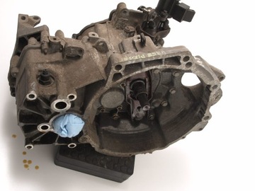 КОРОБКА ПЕРЕДАЧ PASSAT B3 2.0 B WWO 02C301107E