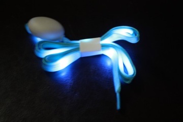 СВЕТЯЩИЕСЯ ШНУРКИ 116 СМ E0184 EMAJ