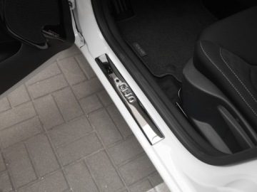 Renault Clio 4 2012+ накладки на пороги