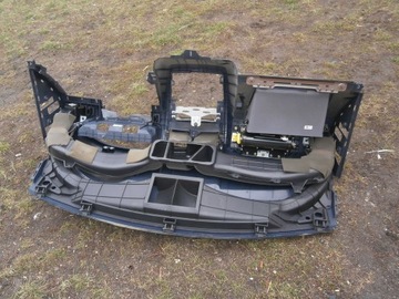 DESKA ROZDĚLOVAČE KOKPIT HYUNDAI GETZ 2003R